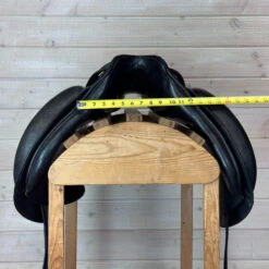 Used Kieffer Orphee TB Dressage Saddle 17/MN -Horse Gear Shop 317 Front Measurement 75432.1683592222
