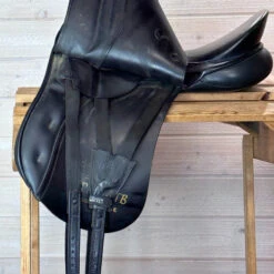 Used Kieffer Orphee TB Dressage Saddle 17/MN -Horse Gear Shop 317 L Flap 40402.1683592205