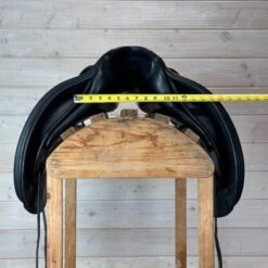 Used Schleese HK Dressage Saddle 17.5/MW -Horse Gear Shop 327 Front Measurement 90407.1684874708