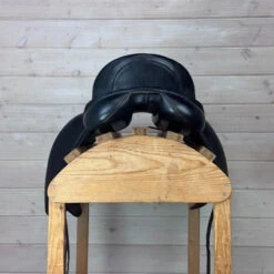 Used Albion SLK Dressage Saddle 17.5/MW -Horse Gear Shop 329 Cantle 20517.1686181183