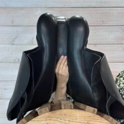 Used Stubben Genesis CL Dressage Saddle 17/N 17 Used Stubben Genesis CL Dressage Saddle 17/N -Horse Gear Shop 332 Channel Measurement 44811.1687460932