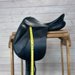 Used Stubben Genesis CL Dressage Saddle 17/N 16 Used Stubben Genesis CL Dressage Saddle 17/N -Horse Gear Shop 332 Flap Length 96851.1687460935