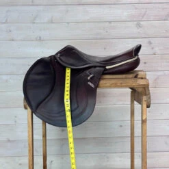 Used CWD 2GS Close Contact Saddle 18/M -Horse Gear Shop 333 Flap Length 42824.1687462078