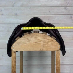 Used CWD 2GS Close Contact Saddle 18/M -Horse Gear Shop 333 Front Measurement 89796.1687462104