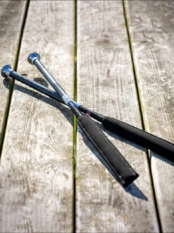 LeMieux Junior Pro Baton Whip -Horse Gear Shop junior pro baton whips 5743 lemieux 08774.1670609026