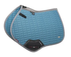 LeMieux Self-Cool Close Contact Square Pad -Horse Gear Shop self cooling cc cool blue side 4854 lemieux 81733.1670554252